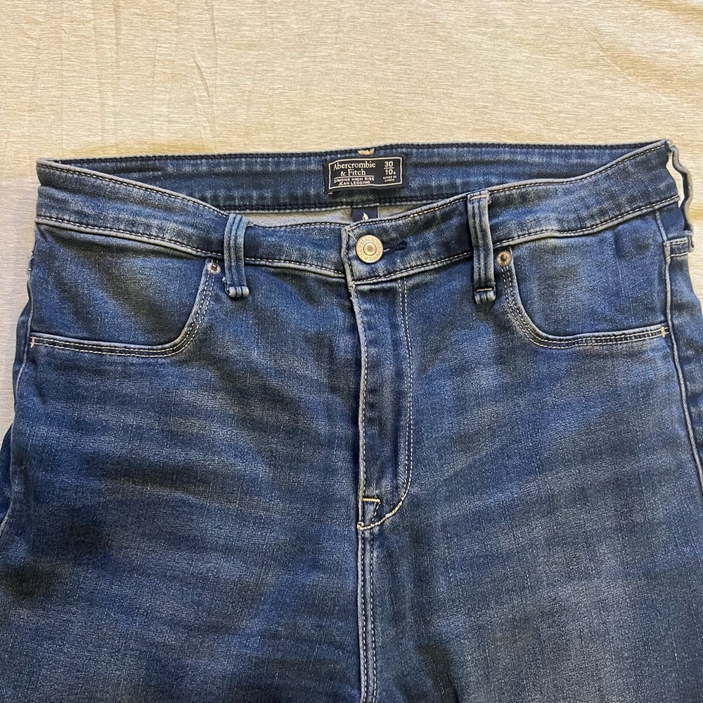 Abercrombie & Fitch Dark Wash Jean Leggings